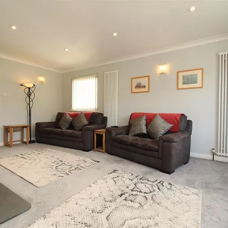 2 Bed In Sz439 Staveley (Cumbria)