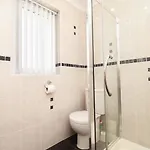 بيت للعطل 2 Bed In Sz439 ستايفلي